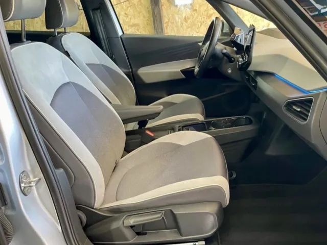 Volkswagen ID.3 - фото 2