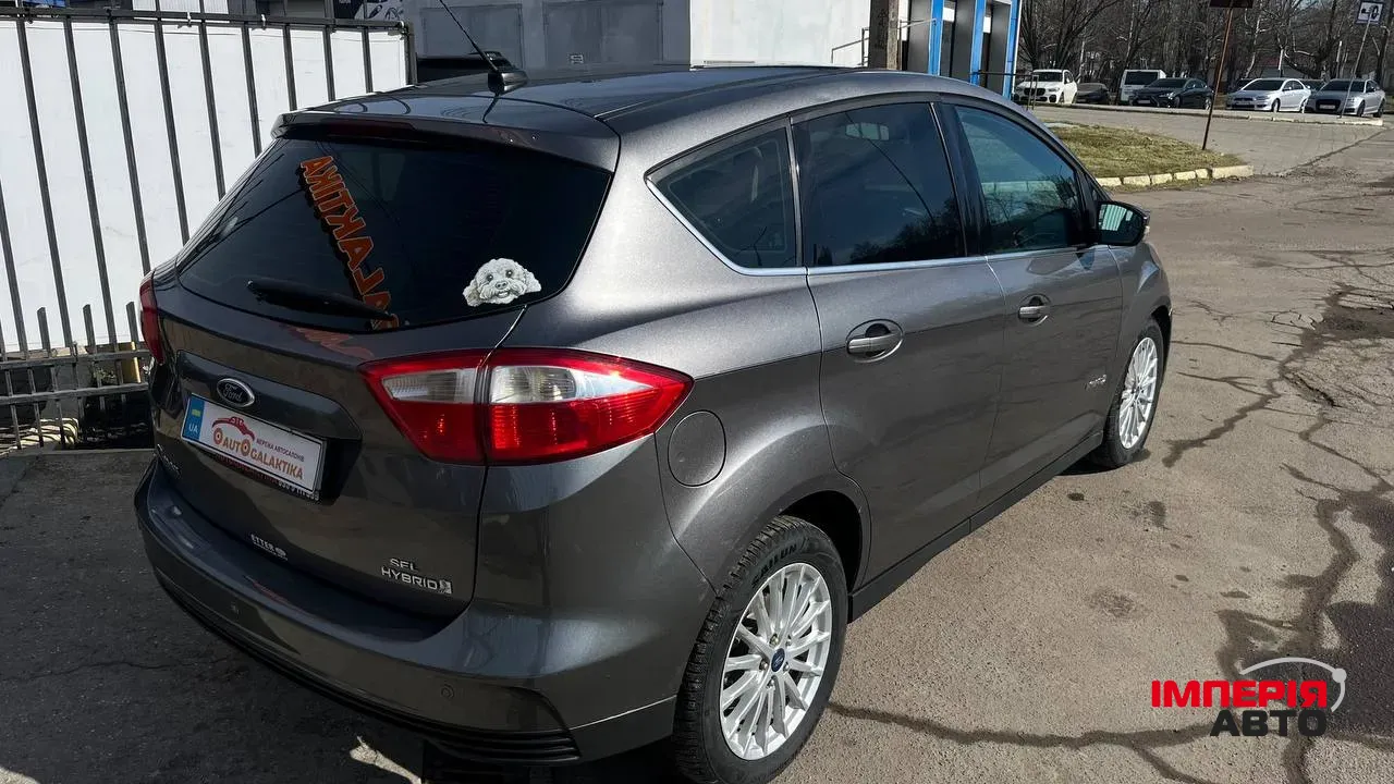 Ford C-MAX - фото 9