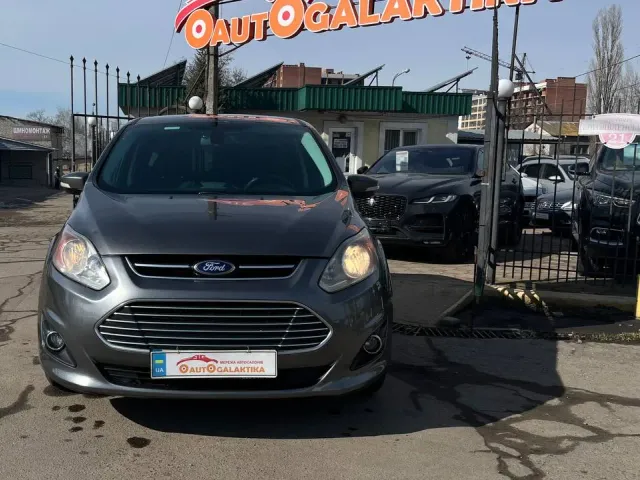 Ford C-MAX - фото 5