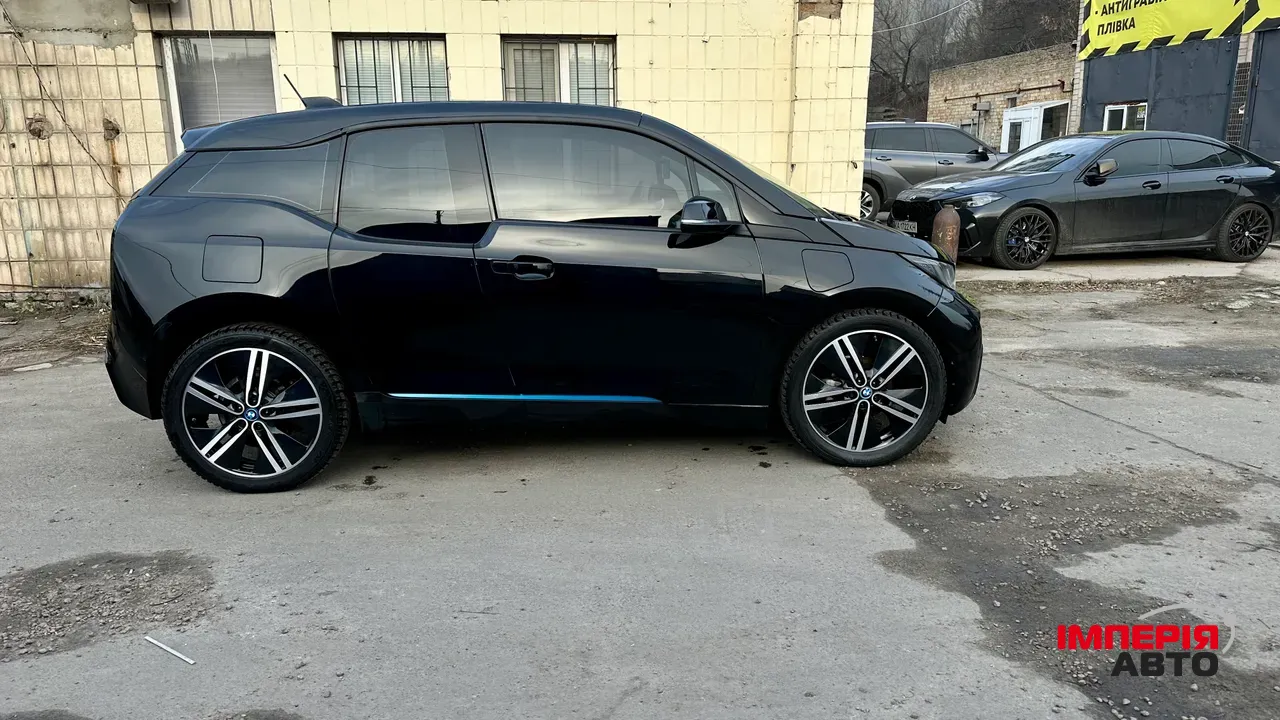 BMW i3 - фото 3