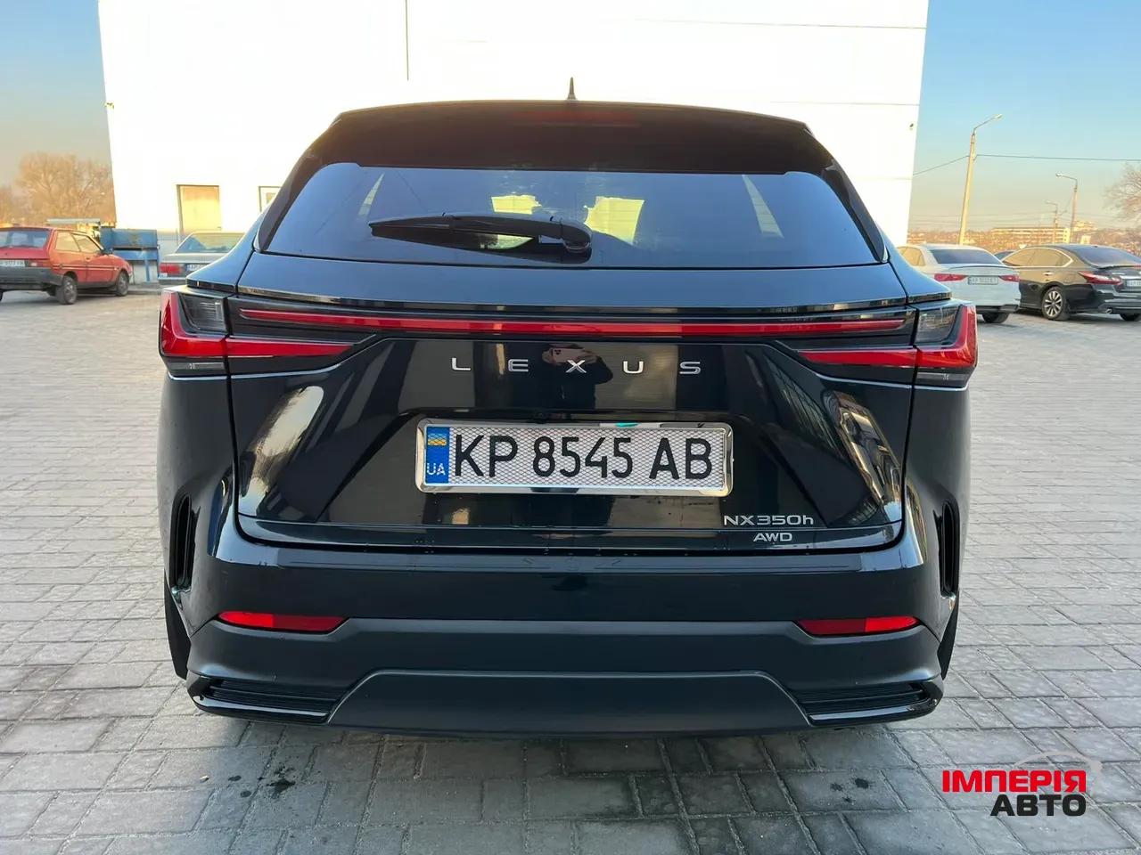 Lexus NX - фото 4