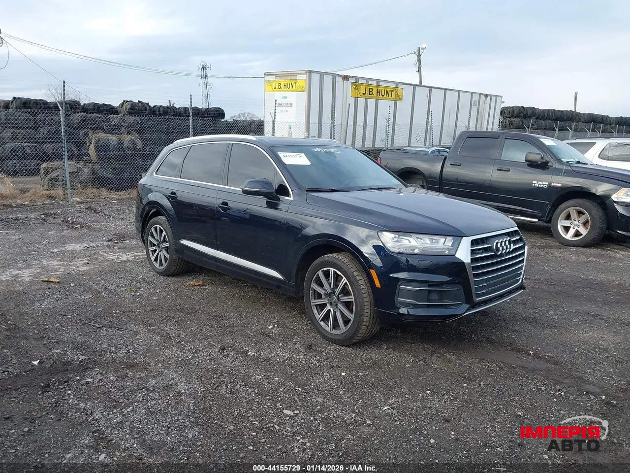 Audi Q7 - фото 6