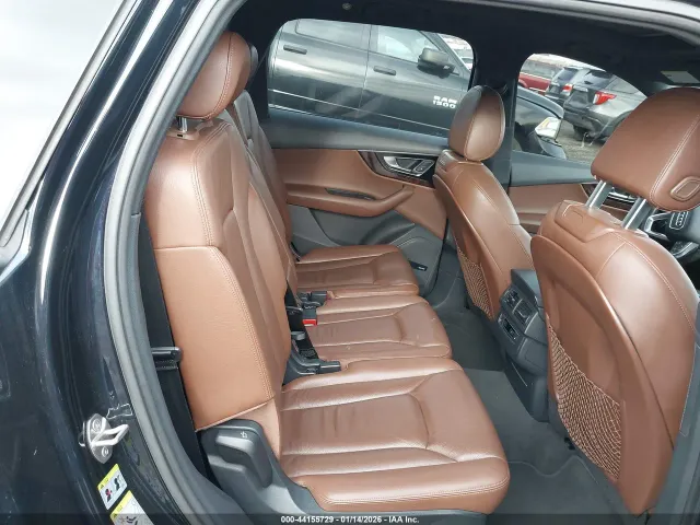 Audi Q7 - фото 3