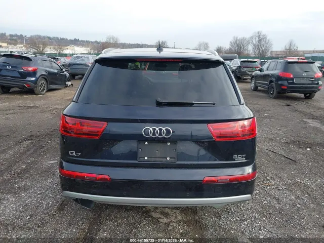 Audi Q7 - фото 5