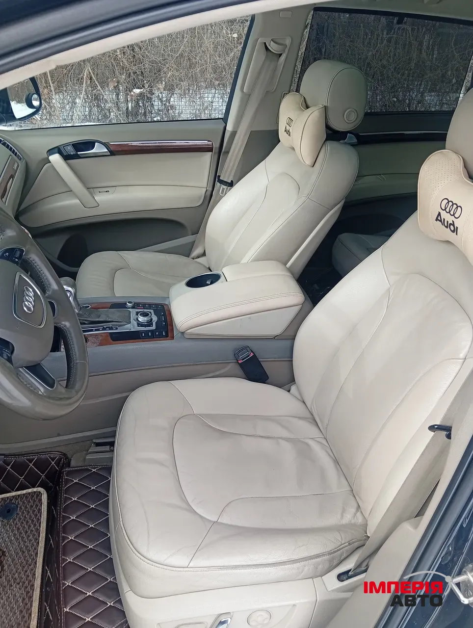 Audi Q7 - фото 7