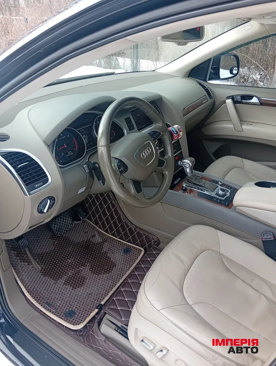 Audi Q7 - фото 6