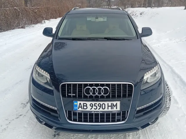 Audi Q7 - фото 3