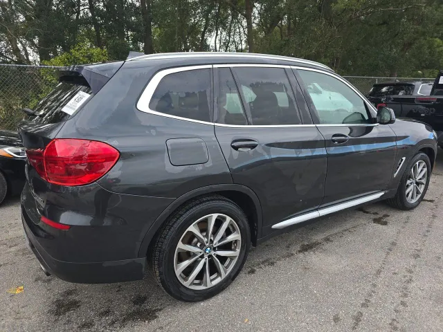 BMW X3 - фото 3