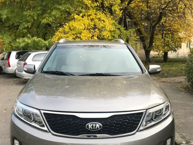 Kia Sorento - фото 2