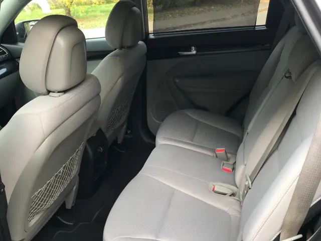 Kia Sorento - фото 4