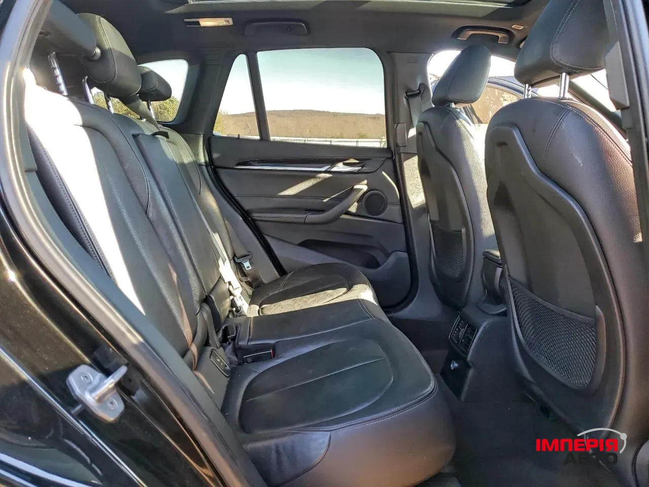 BMW X1 - фото 8