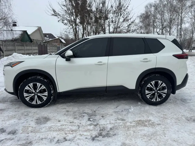 Nissan Rogue - фото 2