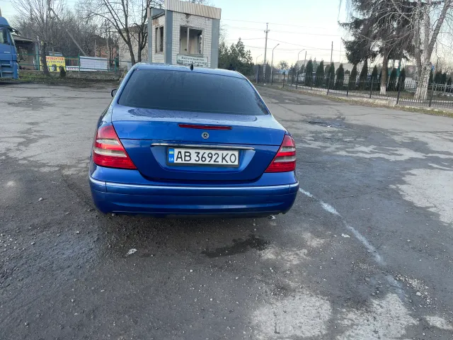 Mercedes-Benz E-Класс - фото 4