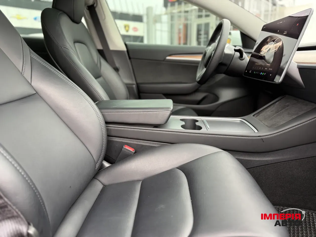 Tesla Model 3 - фото 7