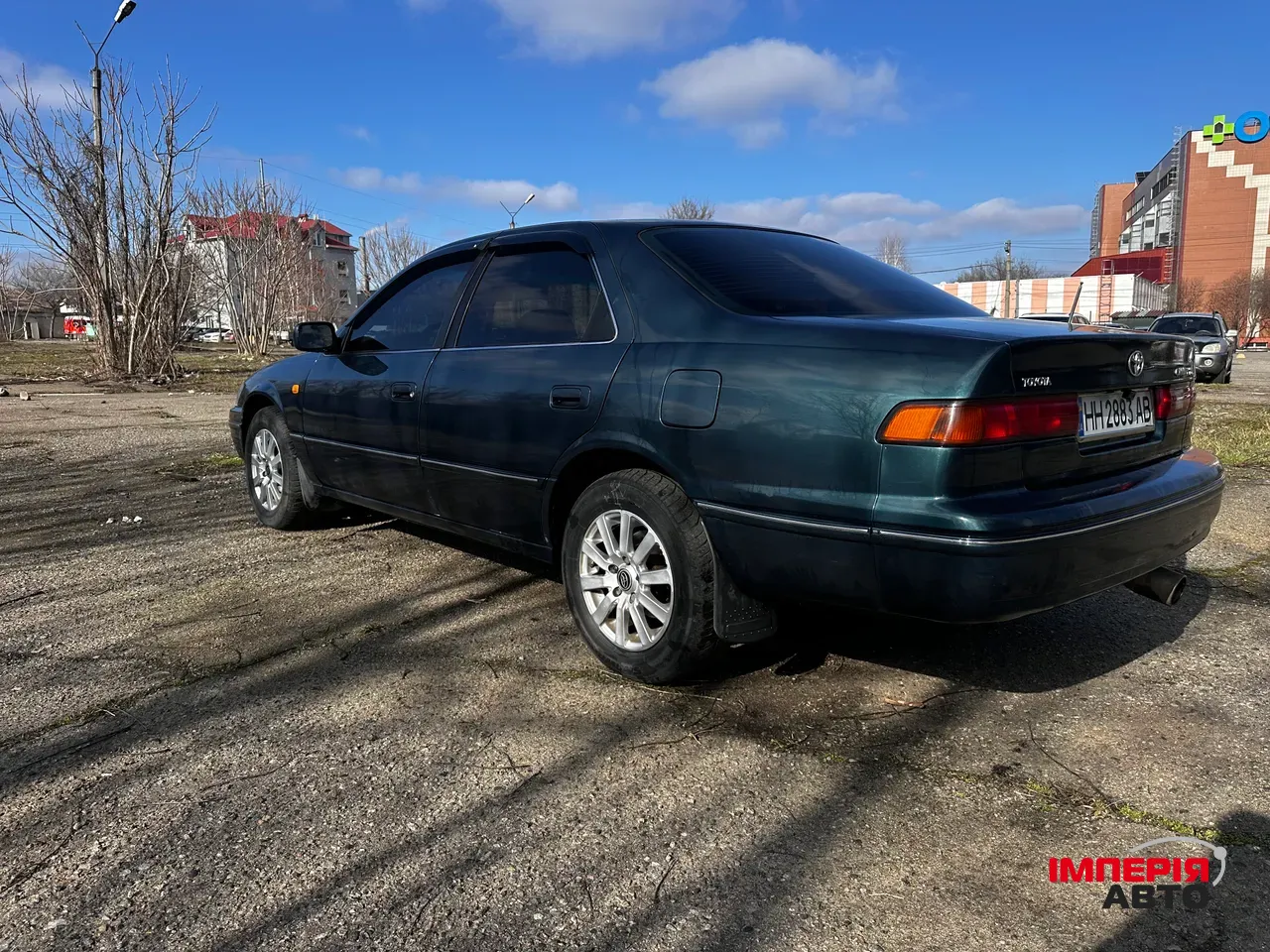 Toyota Camry - фото 3