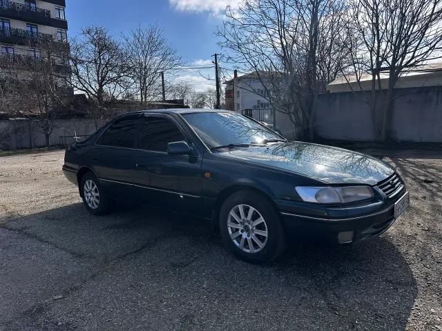 Toyota Camry - фото 5
