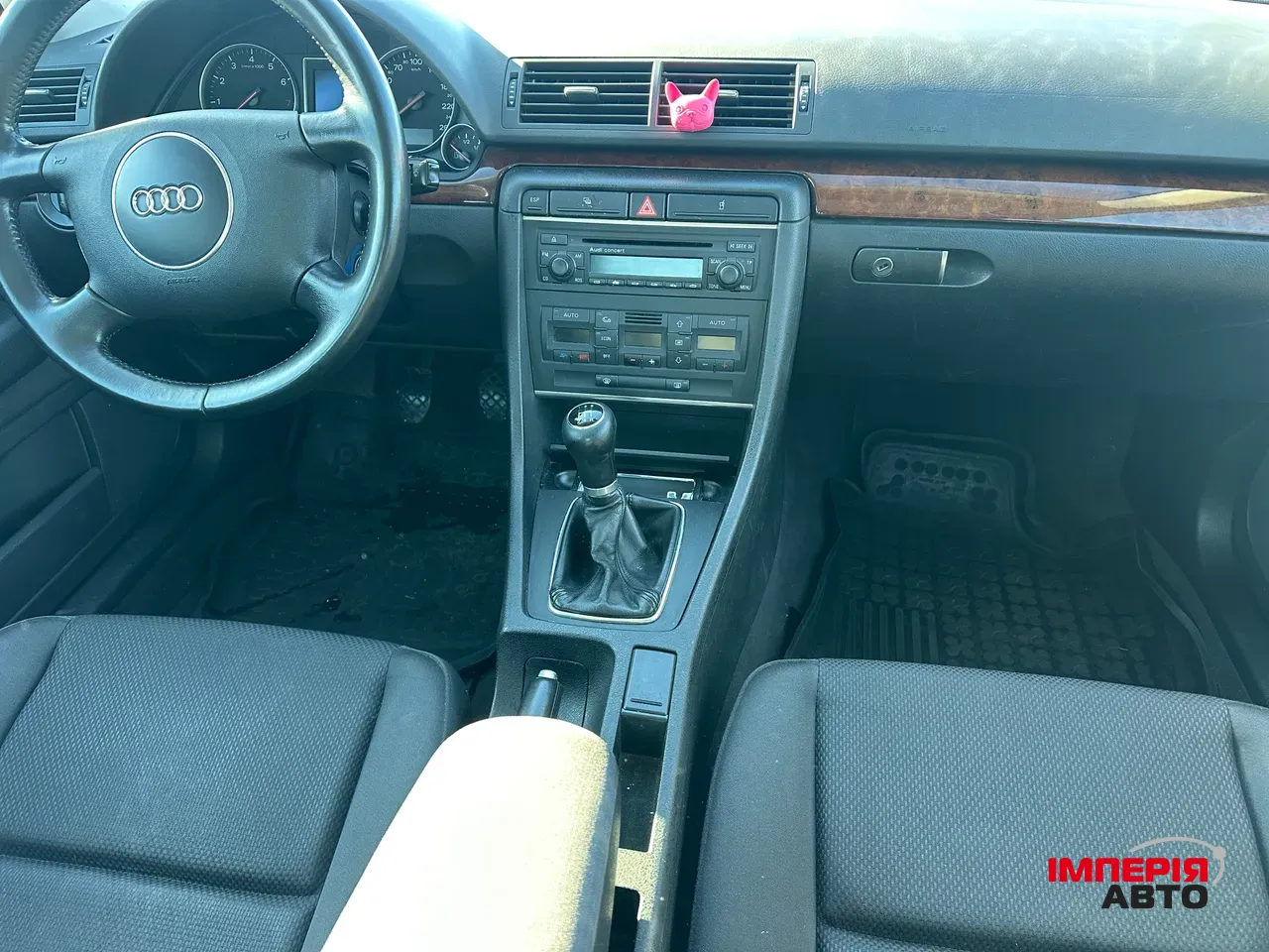 Audi A4 - фото 3