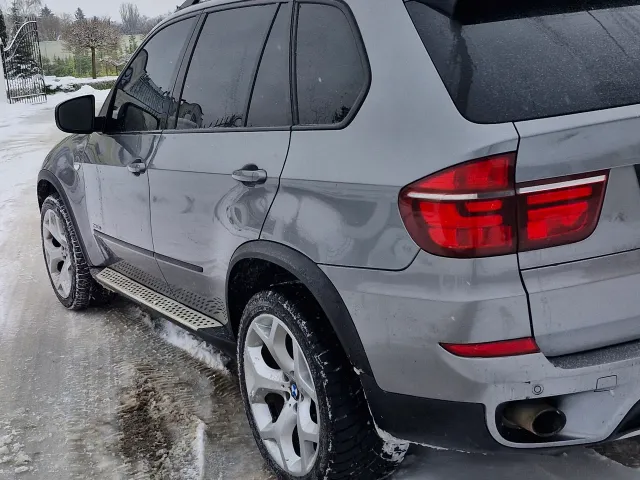 BMW X5 - фото 2