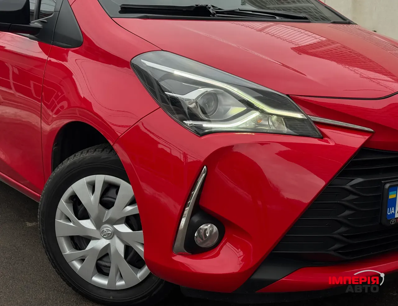 Toyota Yaris - фото 4