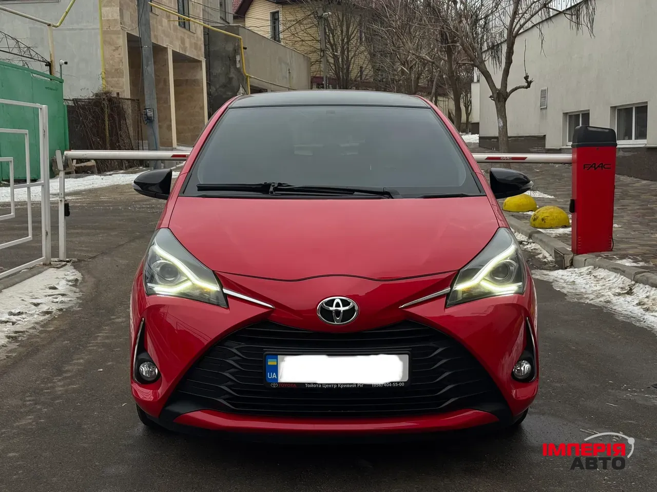 Toyota Yaris - фото 3