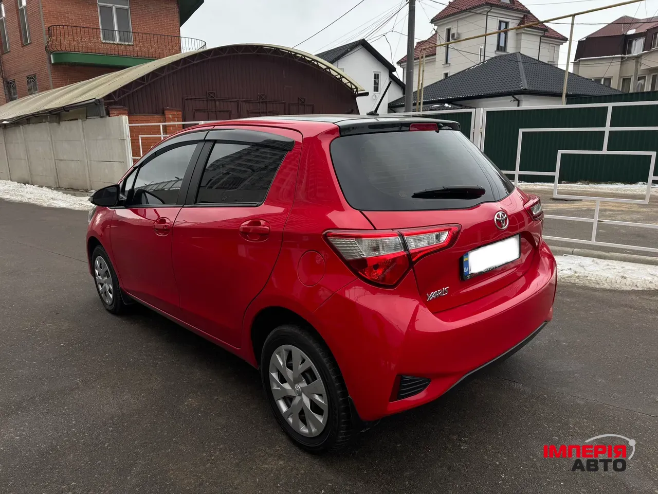 Toyota Yaris - фото 5