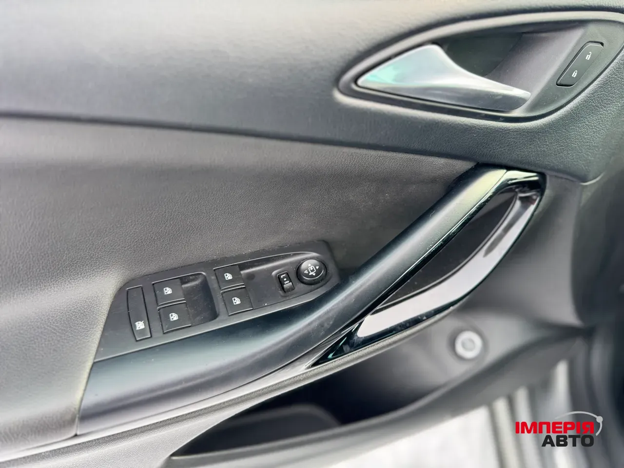 Opel Astra - фото 18