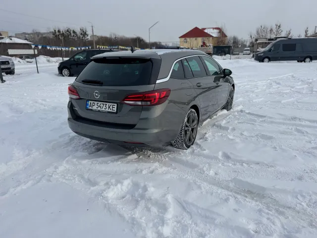 Opel Astra - фото 4