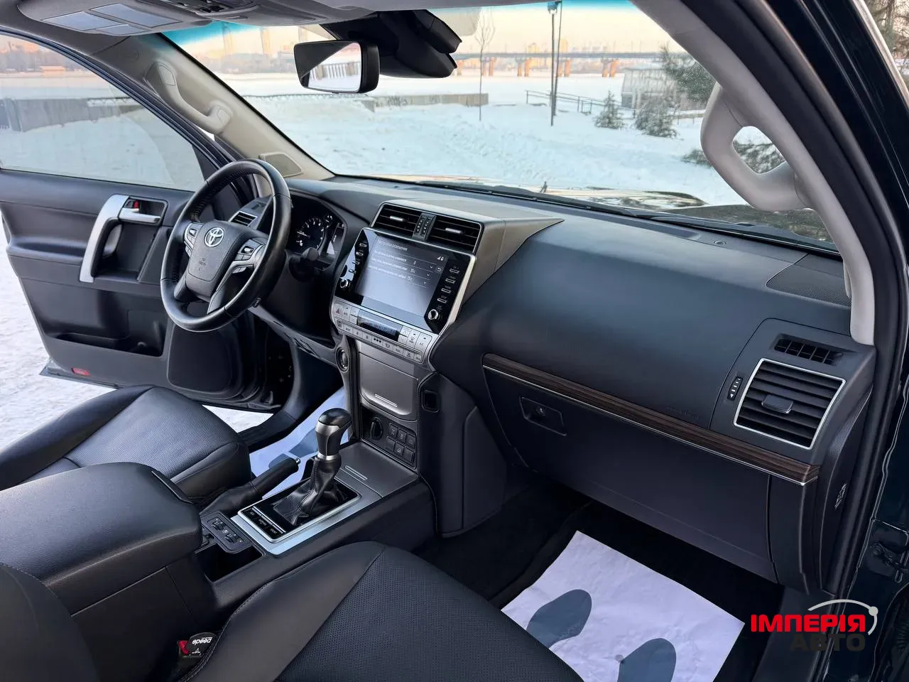 Toyota Land Cruiser Prado - фото 9