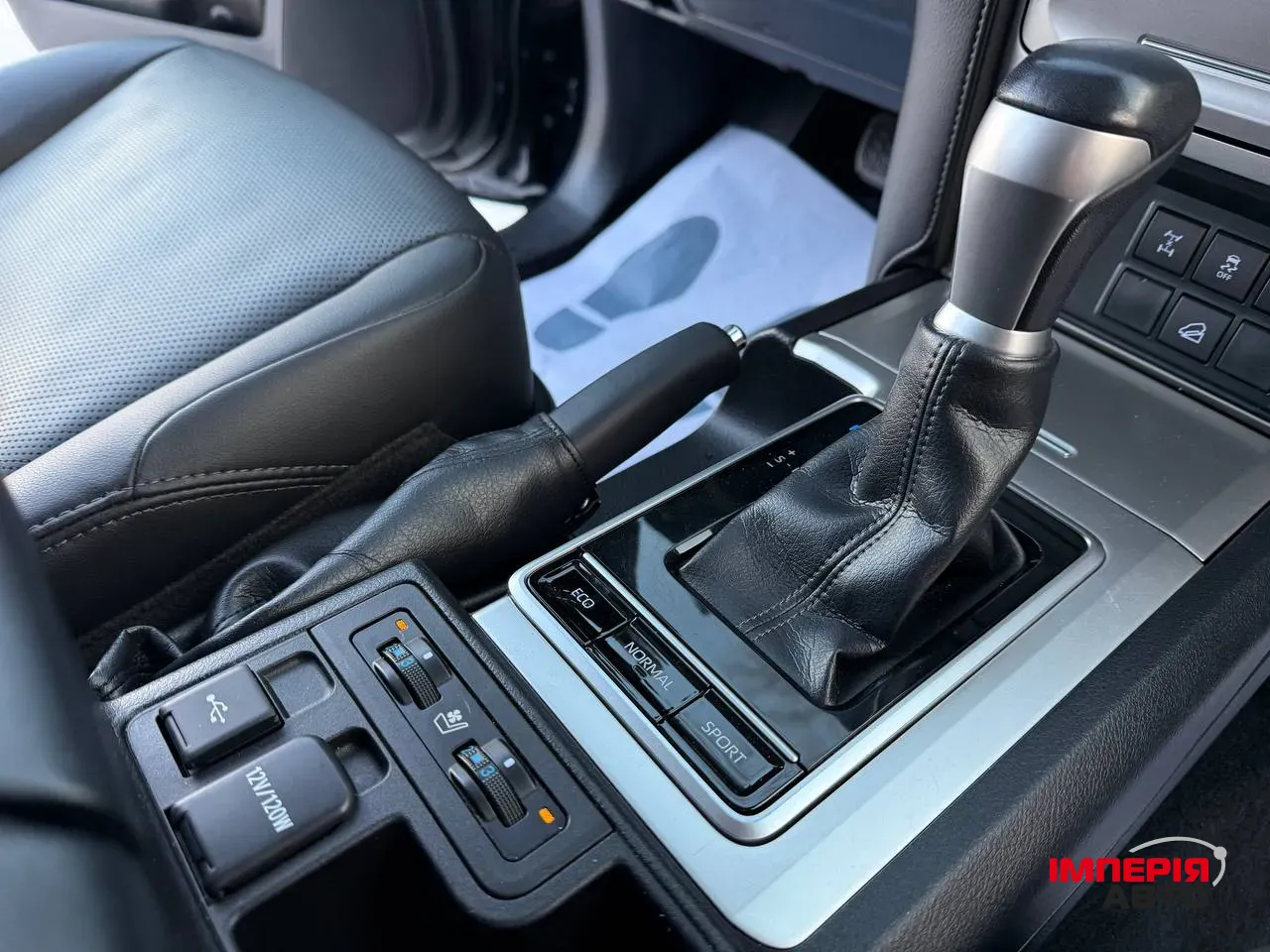 Toyota Land Cruiser Prado - фото 8