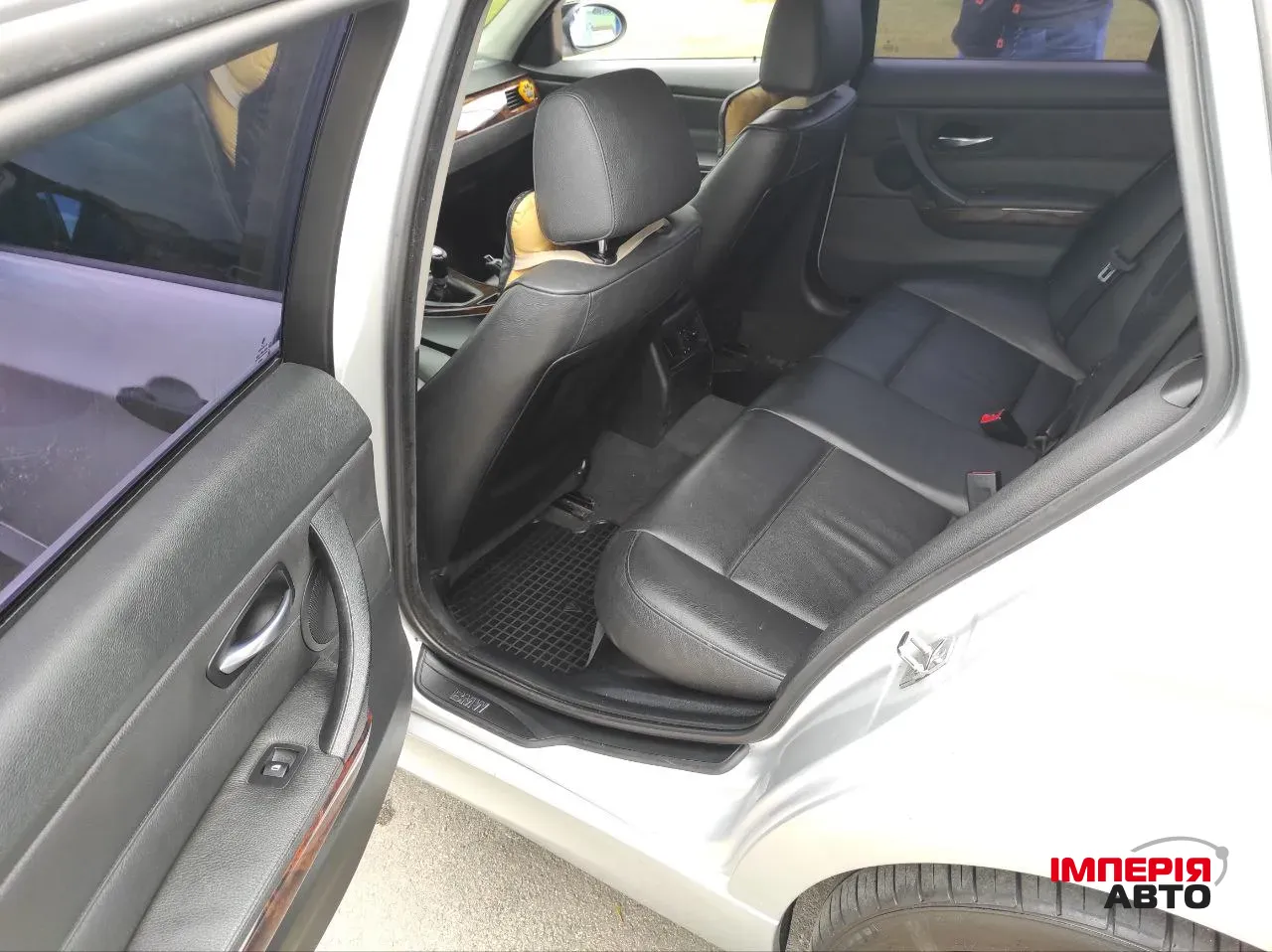 BMW 3 серії - фото 11