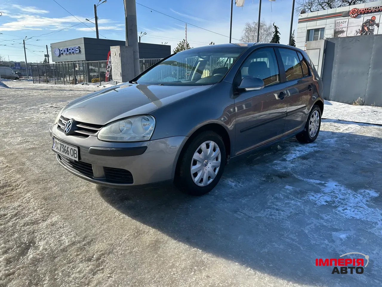 Volkswagen Golf - фото 7