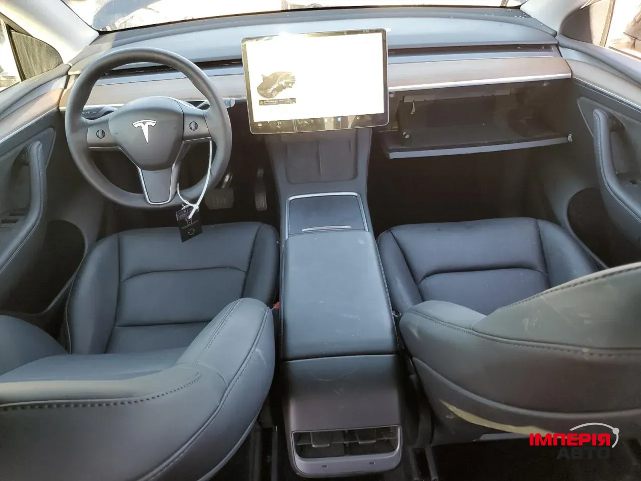 Tesla Model Y - фото 6