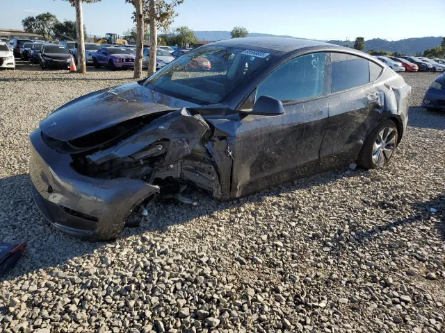 Tesla Model Y - фото 5