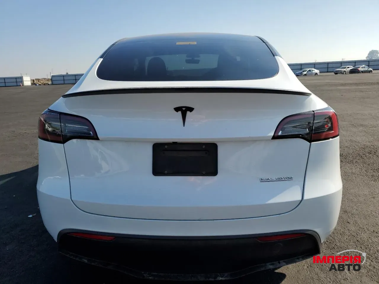 Tesla Model Y - фото 2