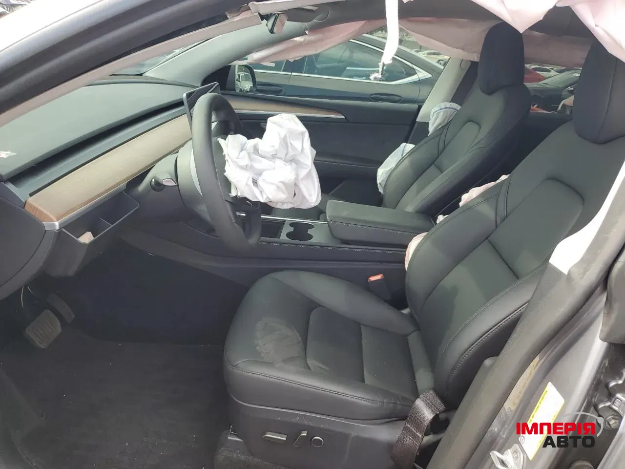 Tesla Model Y - фото 10