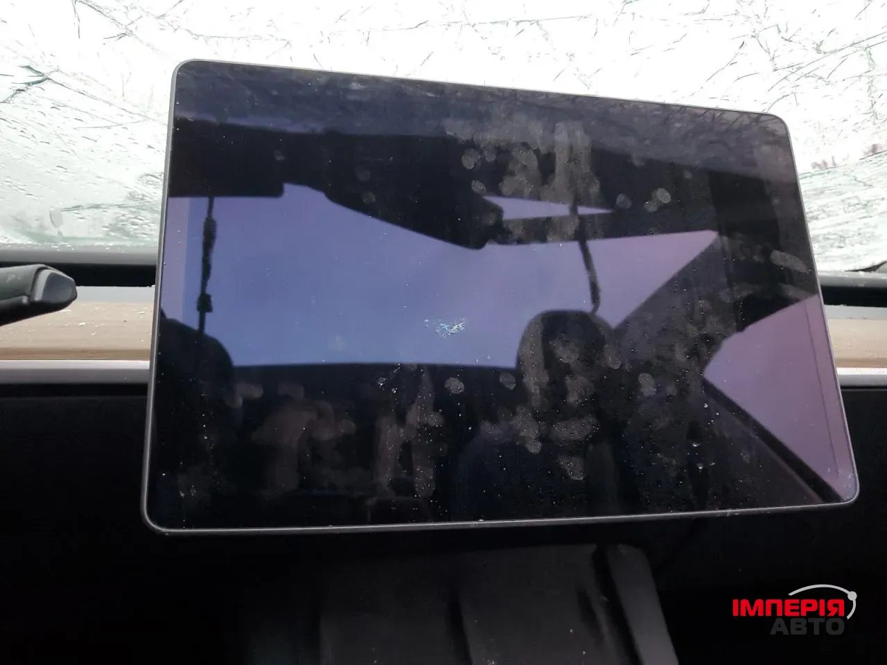 Tesla Model 3 - фото 10