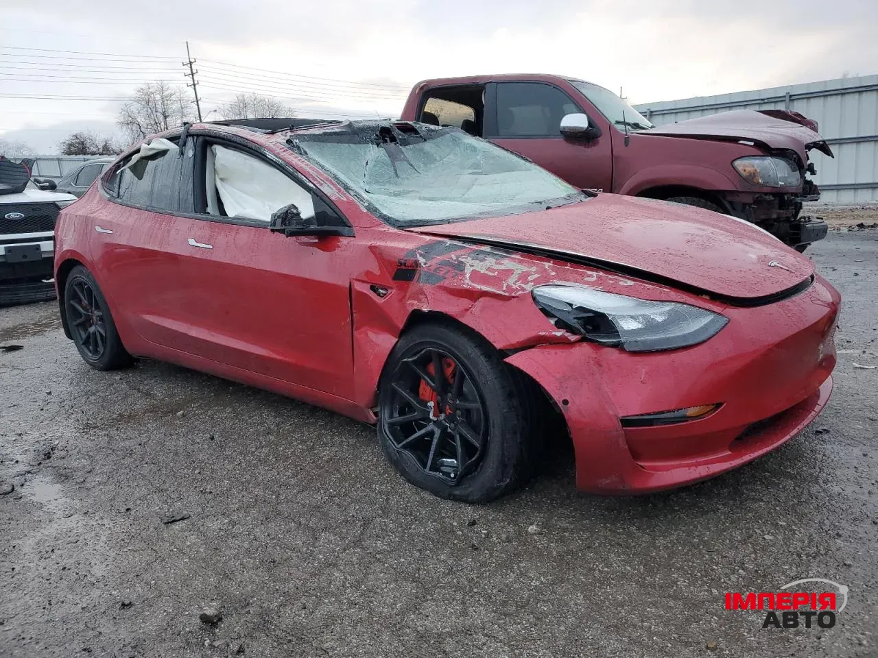 Tesla Model 3 - фото 1