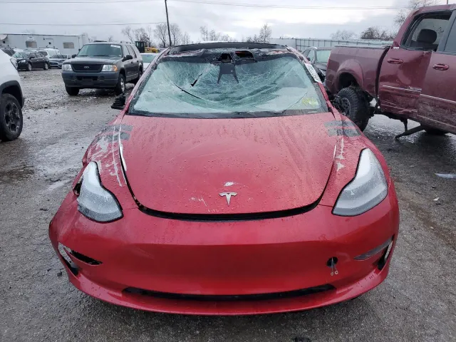 Tesla Model 3 - фото 5
