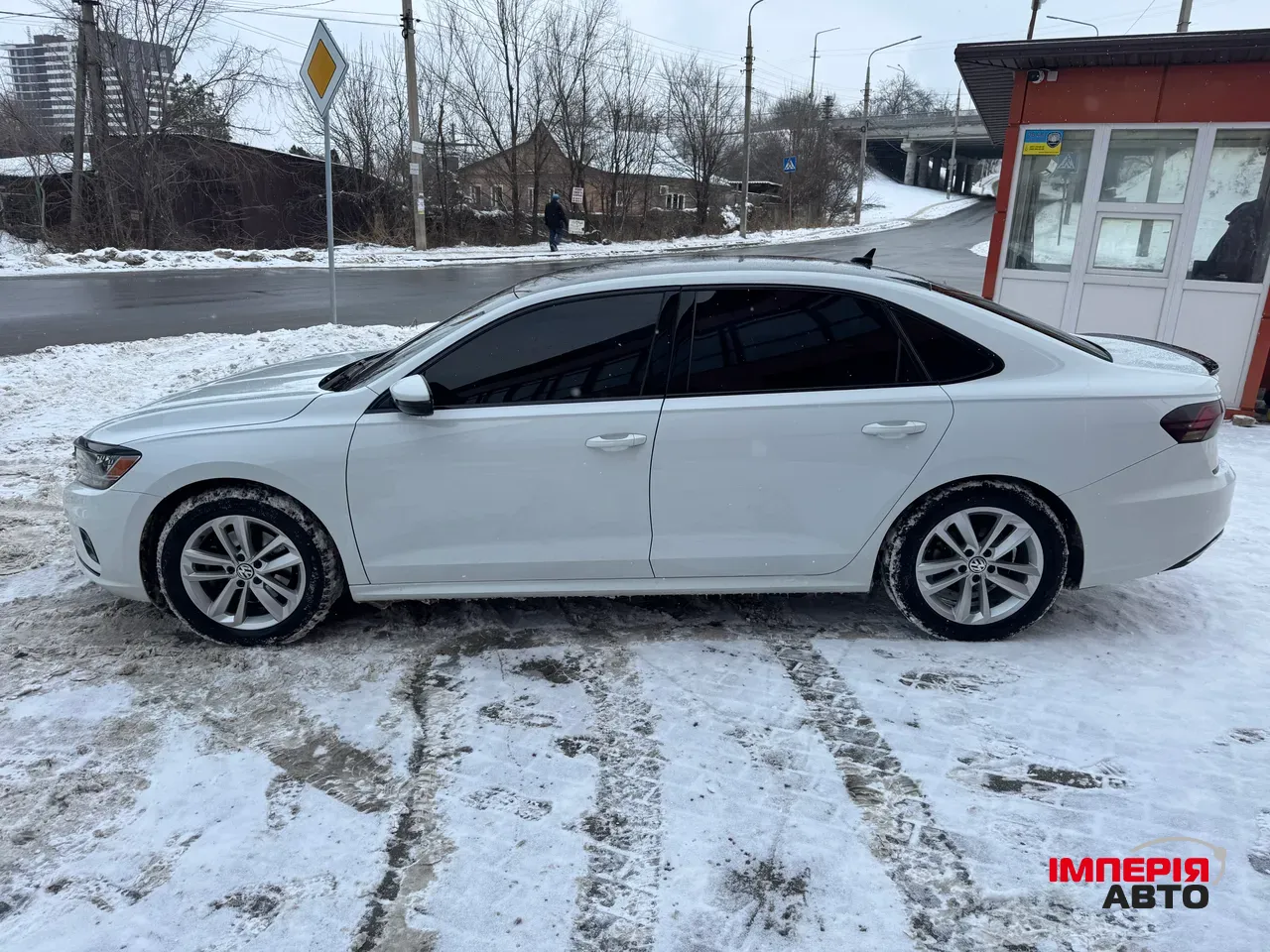 Volkswagen Passat - фото 4
