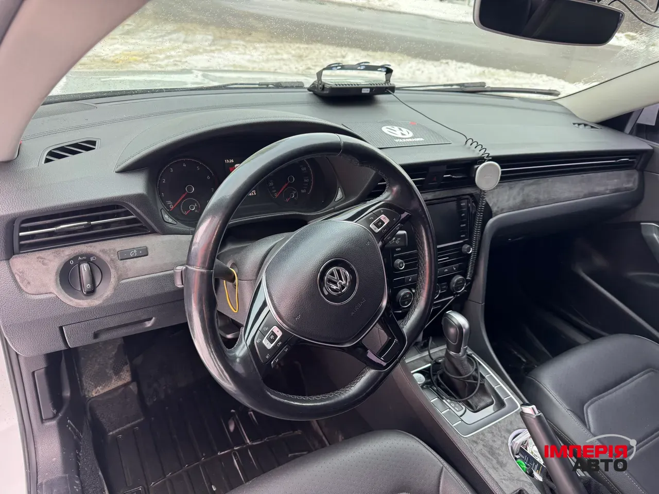 Volkswagen Passat - фото 7