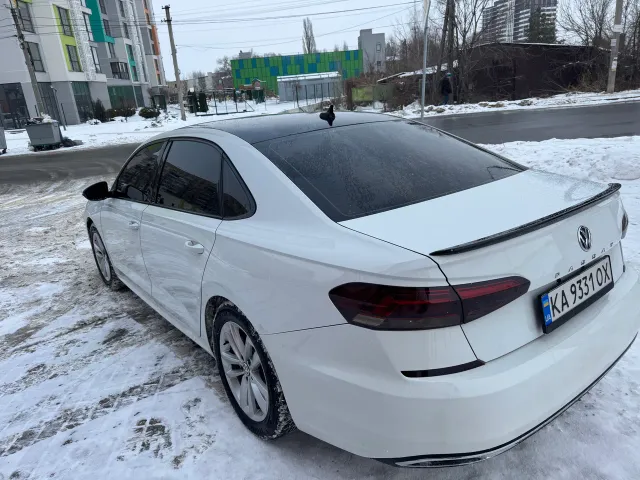 Volkswagen Passat - фото 5