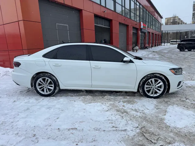 Volkswagen Passat - фото 3