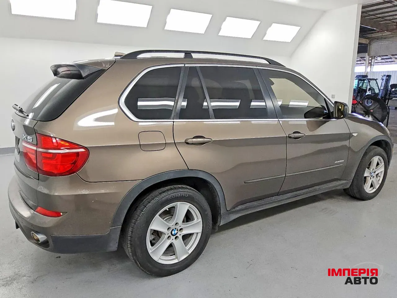 BMW X5 - фото 5