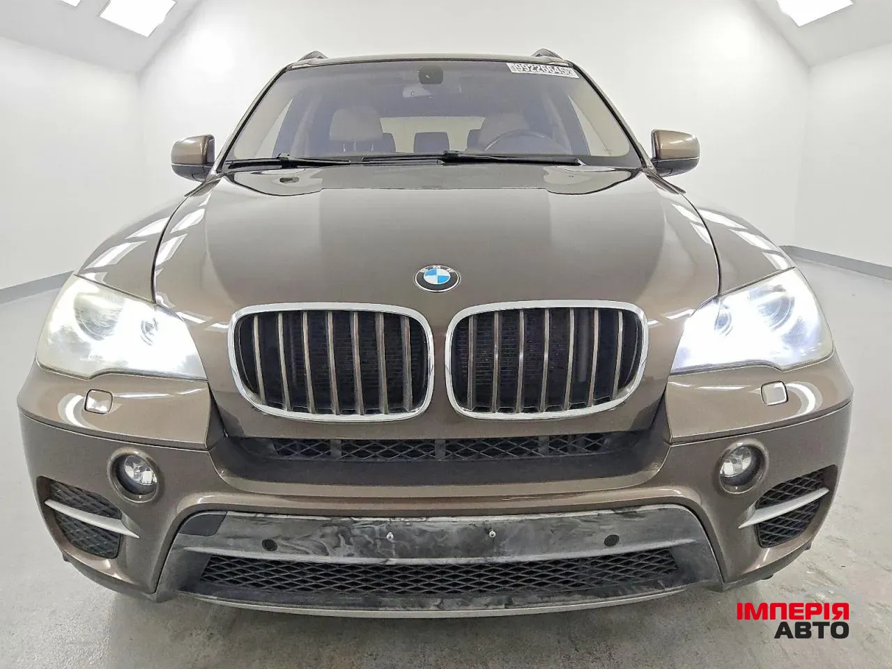 BMW X5 - фото 1