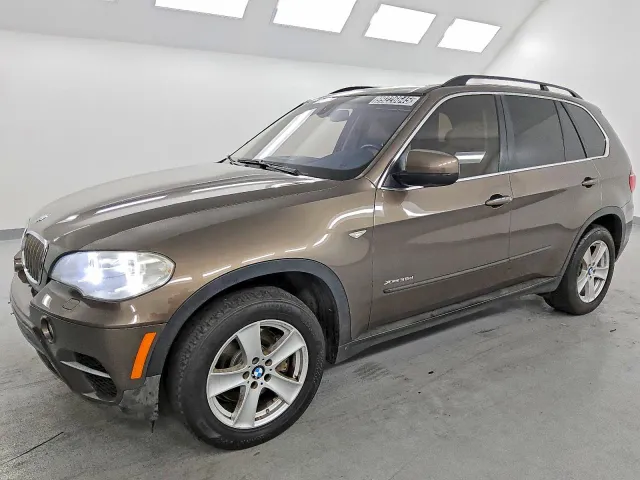 BMW X5 - фото 4