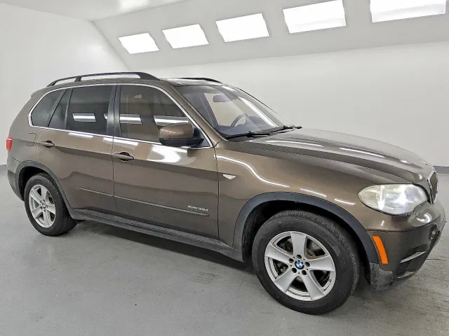 BMW X5 - фото 2