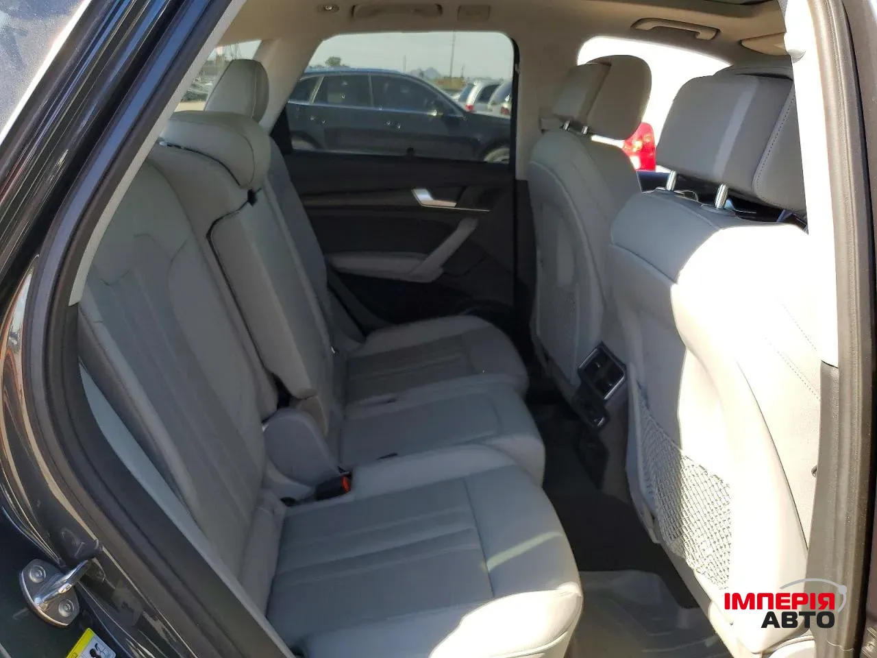 Audi Q5 - фото 8