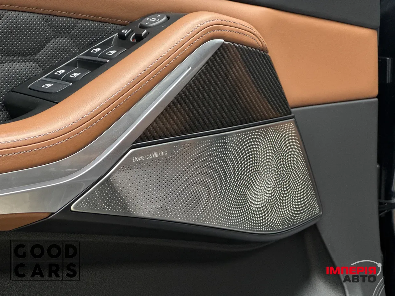 BMW X5 M - фото 24