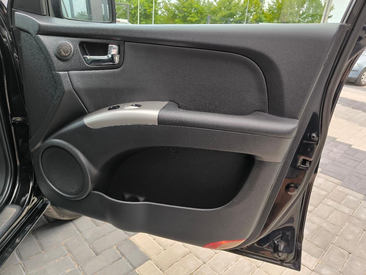 Kia Sportage - фото 16