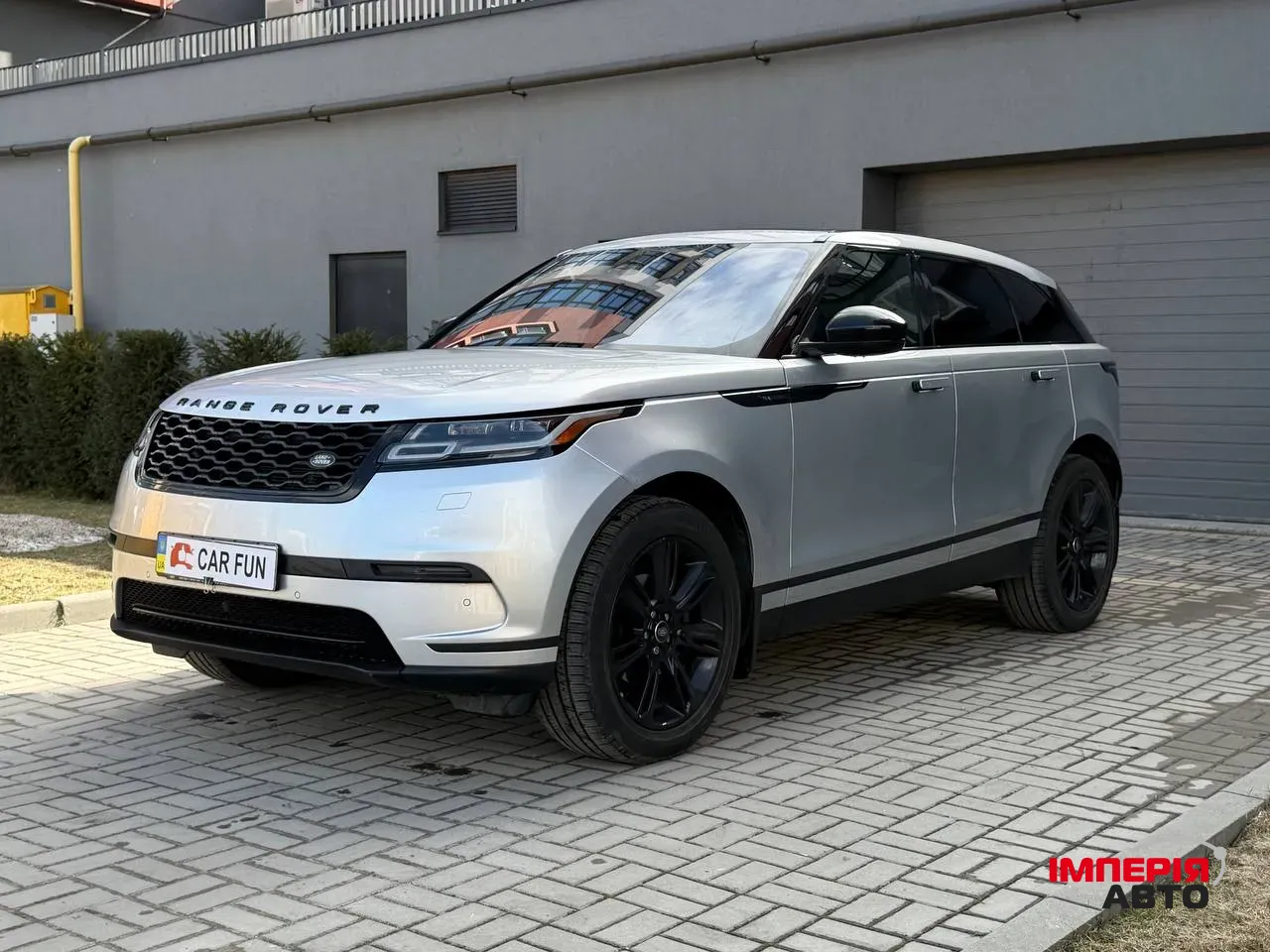 Land Rover Range Rover Velar - фото 1